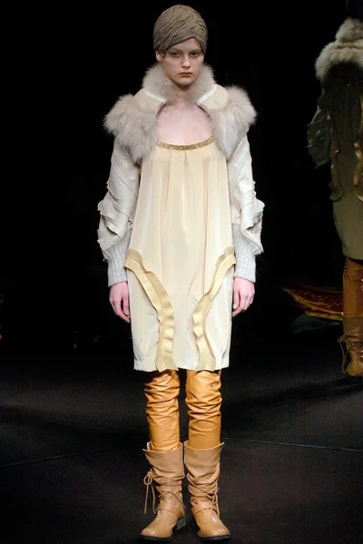Look 33